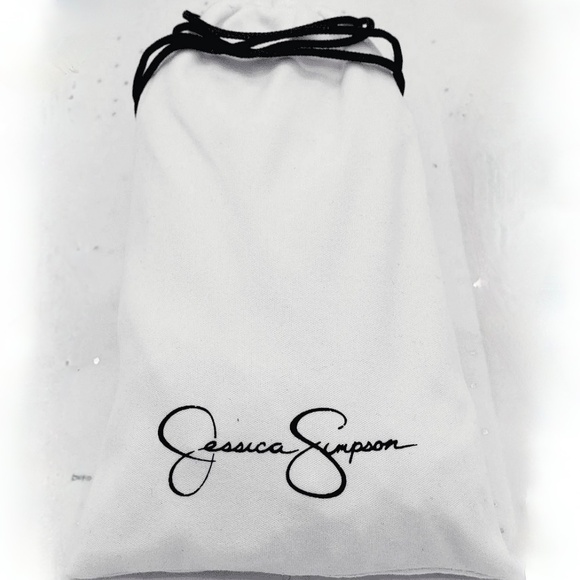 Jessica Simpson Iconic Metal UVA and UVB Protective Aviator Sunglasses - Picture 13 of 13